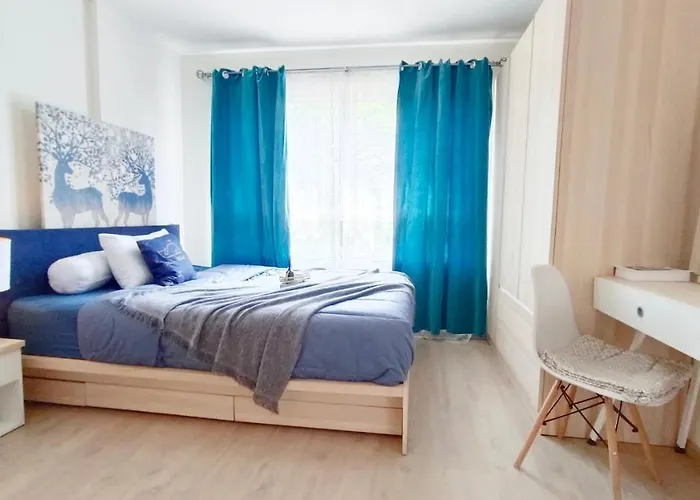 Elio Del Ray Apartment