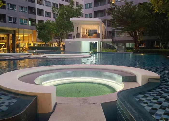Elio Del Ray Apartment Bangkok
